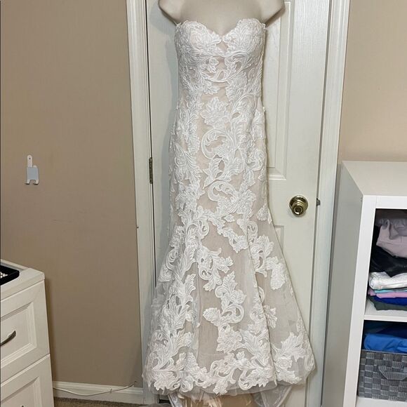 Watters Bridal Elegant Lace Strapless Gown NWOT - Picture 3 of 14